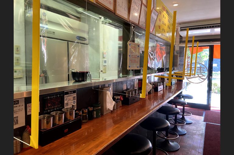 麺侍誠感染対策店内風景